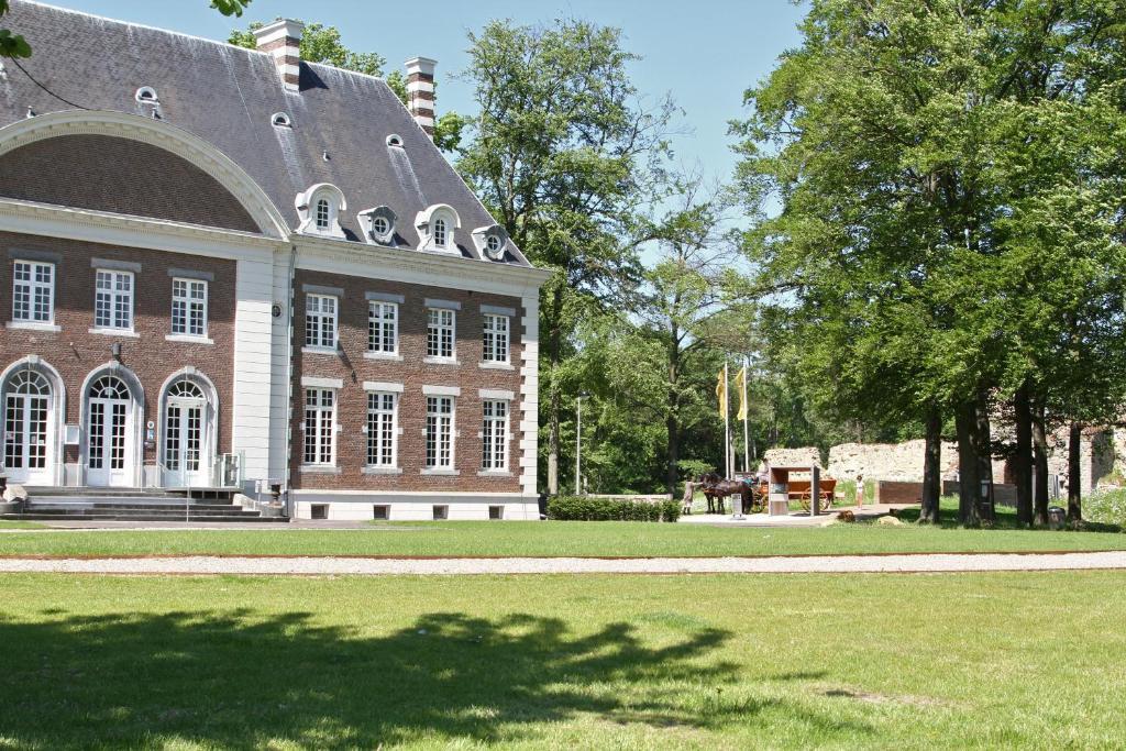 Отель Kasteel Pietersheim Maastricht - Ланакен Экстерьер фото